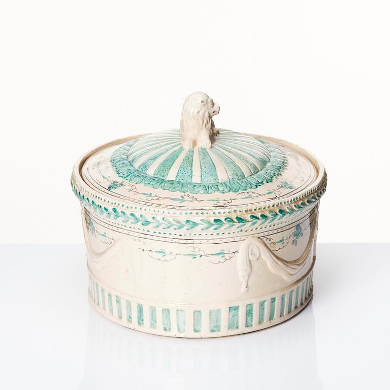 A Swedish Rörstrand cream ware tureen with cover, circa 1800.