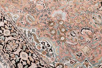 Matta, Silke Kashmir, ca 332 x 241 cm.