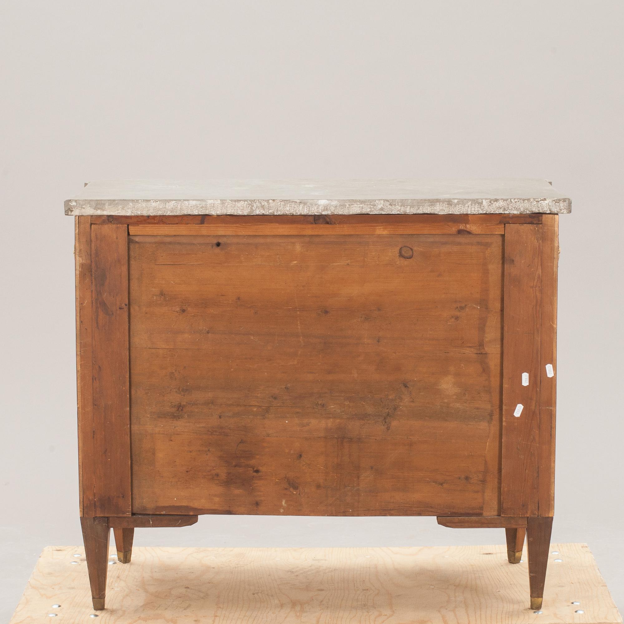 BYRÅ, gustaviansk stil, 1800-tal.