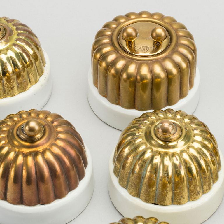 LAURITZ KNUDSEN, STRÖMBRYTARE, 7+2+1+1, 1900-talets första årtionden.