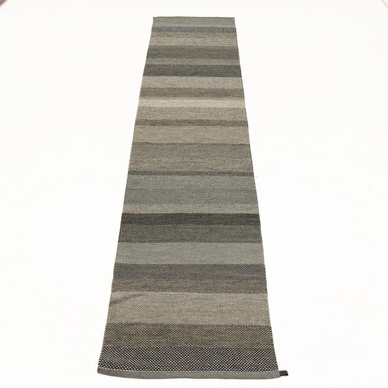 A runner, Kasthall, approx. 390 x 90 cm.