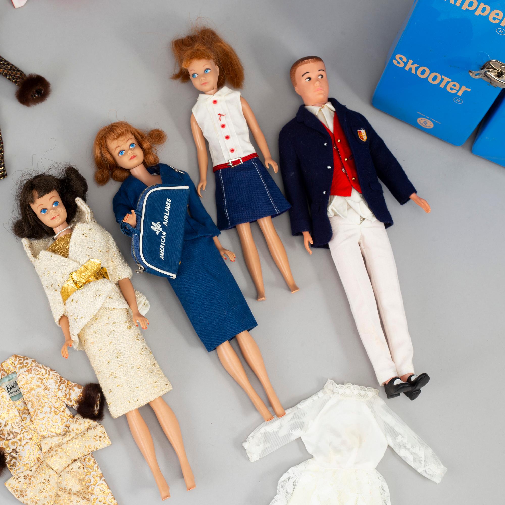 A set of three Barbiedolls with accessories, Mattel 1960's.