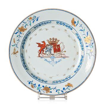 A Swedish Armorial dish, Qing dynasty, Yongzheng (1723-35).