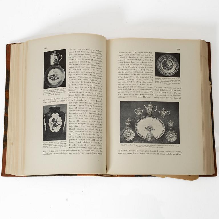 Three books, Emil Hannover, Keramisk Handboog, Copenhagen 1923.