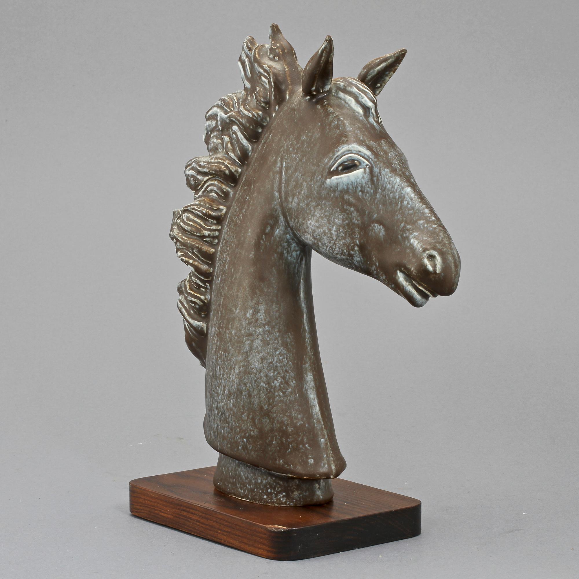 FIGURIN, stengods, Folke Jernberg, 1900-tal.