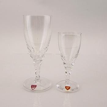 Ingeborg Lundin, glasservis 50 dlr "Carina", Orrefors 1900-talets andra hälft.