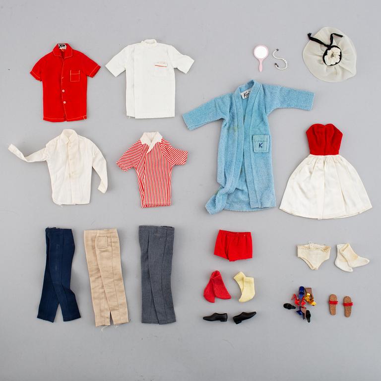 A collection of four Mattel 1960's Barbiedolls with accessories.