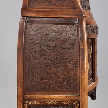 A Japanese black and gilt lacquer, mother of pearl and bone inlaid hardwood Shodona, Edo period.