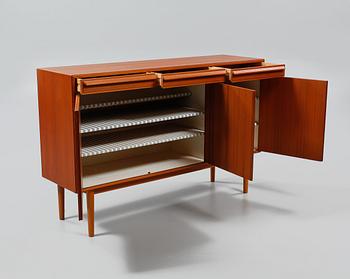 SIDEBOARD, Bertil Fridhagen, Bodafors, 1964.