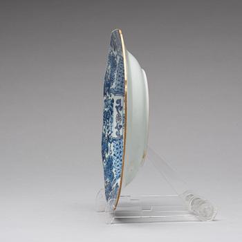 TALLRIKAR, sex stycken, kompaniporslin. Qingdynastin, Qianlong (1736-95).