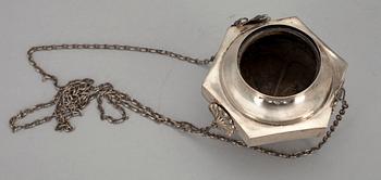 LAMPUKKA, hopeaa, Pietari 1857, paino n. 153 g.