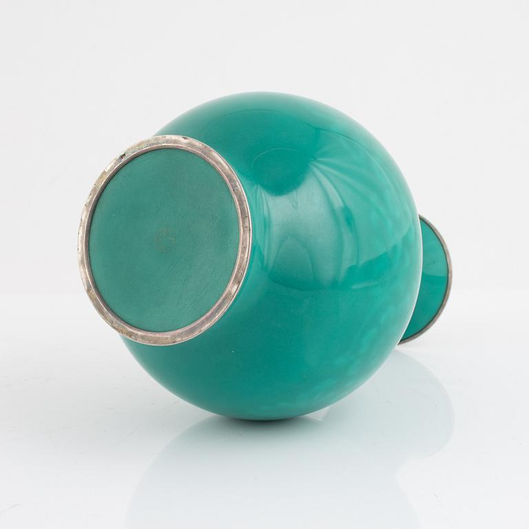 A turquoise Ando wireless cloisonné enamel vase, sealed with mark of the Ando Company, 20th century.