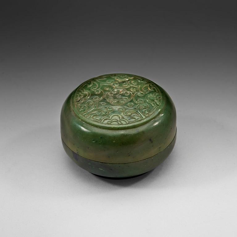 ASK med LOCK, nefrit. Kina, 1900-tal.