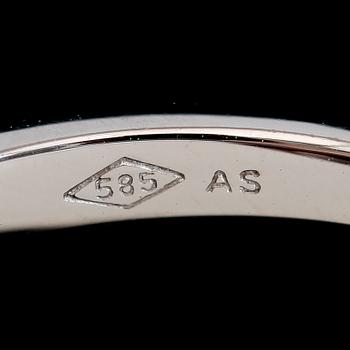 RING, 14K vitguld, briljantslipade diamanter. Vikt ca 3 g.