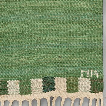 Marianne Richter, A carpet, "Muren grön", flat weave, ca 250,5-254,5 x 172-173 cm, signed AB MMF MR.