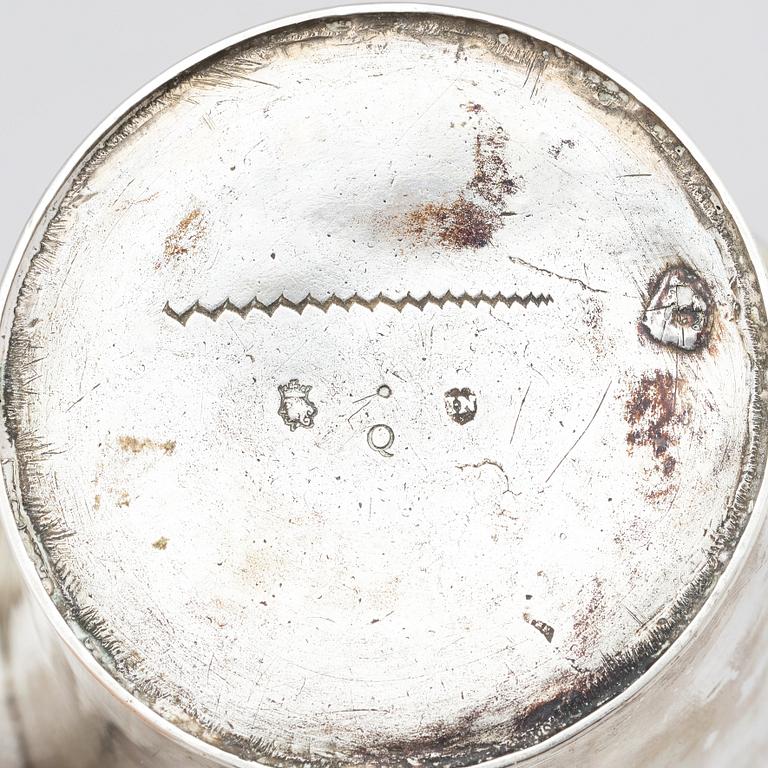 A Swedish early 18th century silver beaker, marks of Johan Nützel, Stockholm 1704.