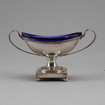 PARTI SILVER, 3 delar, bland annat CG Hallberg, Stockholm, 1895. Vikt ca 250 gram.