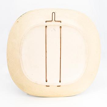 BIRGER KAIPIAINEN, a stoneware decorative dish signed Kaipiainen Arabia.