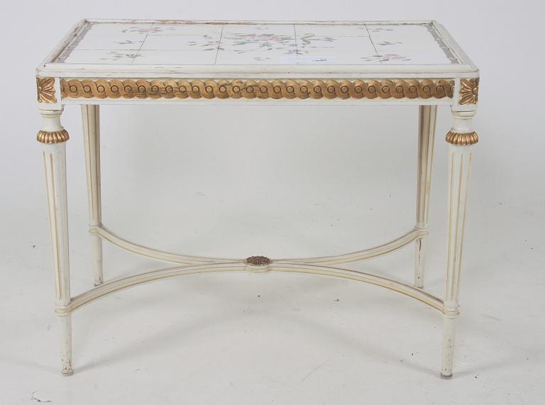 BORD, gustaviansk stil.