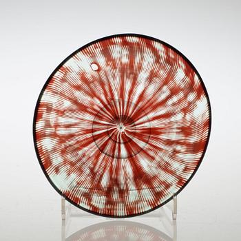 An Edvin Öhrström slipgraal glass bowl, Orrefors 1950.