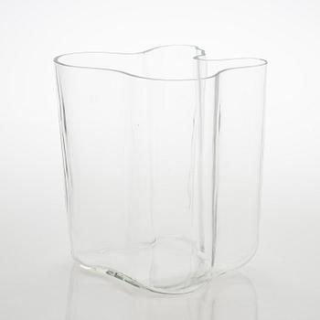 Alvar Aalto, vas, 3031, signerad Alvar Aalto 50/1986.