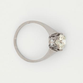 A circa 1.86 ct old-cut diamond ring. Quality circa M-N/SI1.