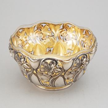 CG Hallberg, skål, silver, Stockholm 1902. Jugend.