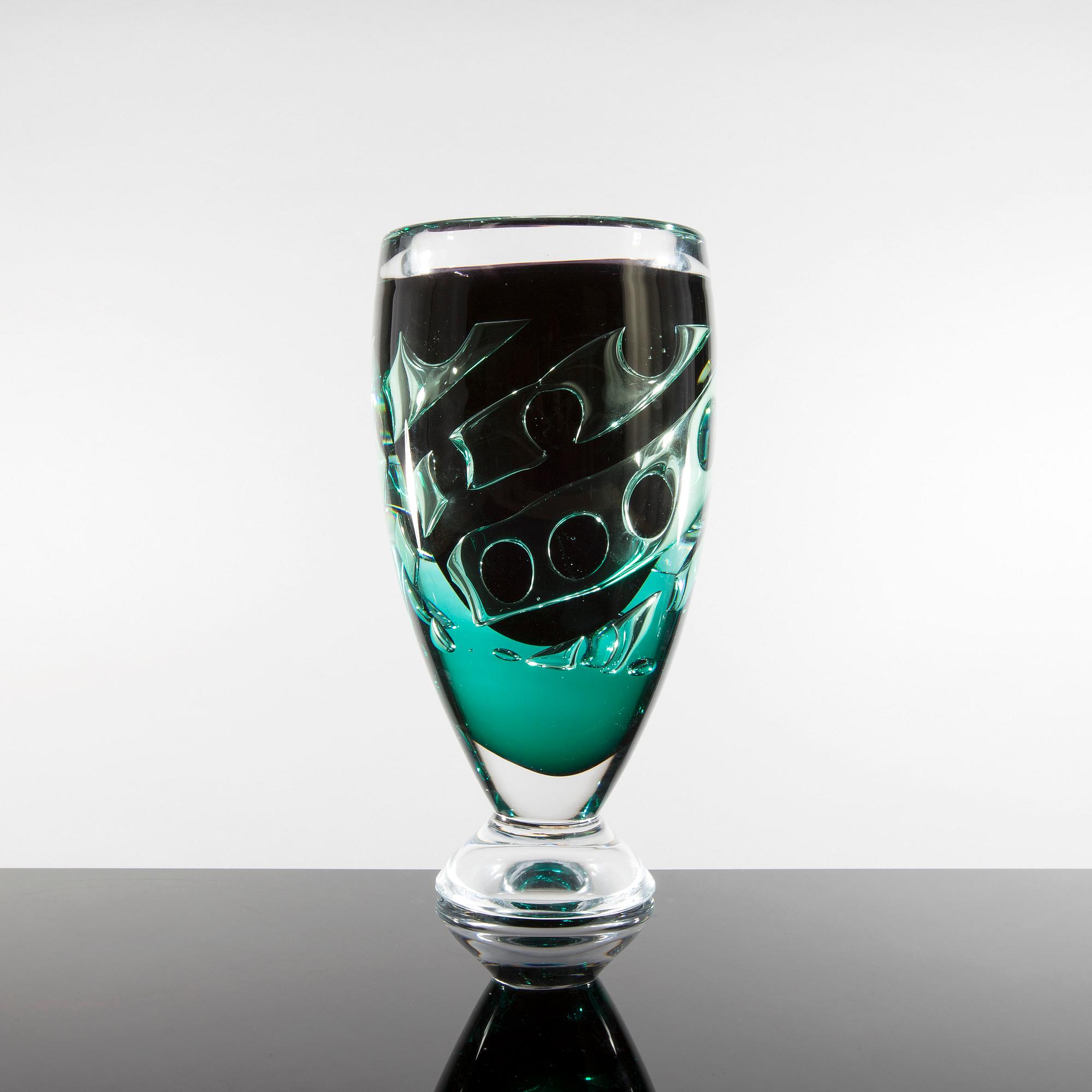 BENGT EDENFALK, vas, glas, signerad.