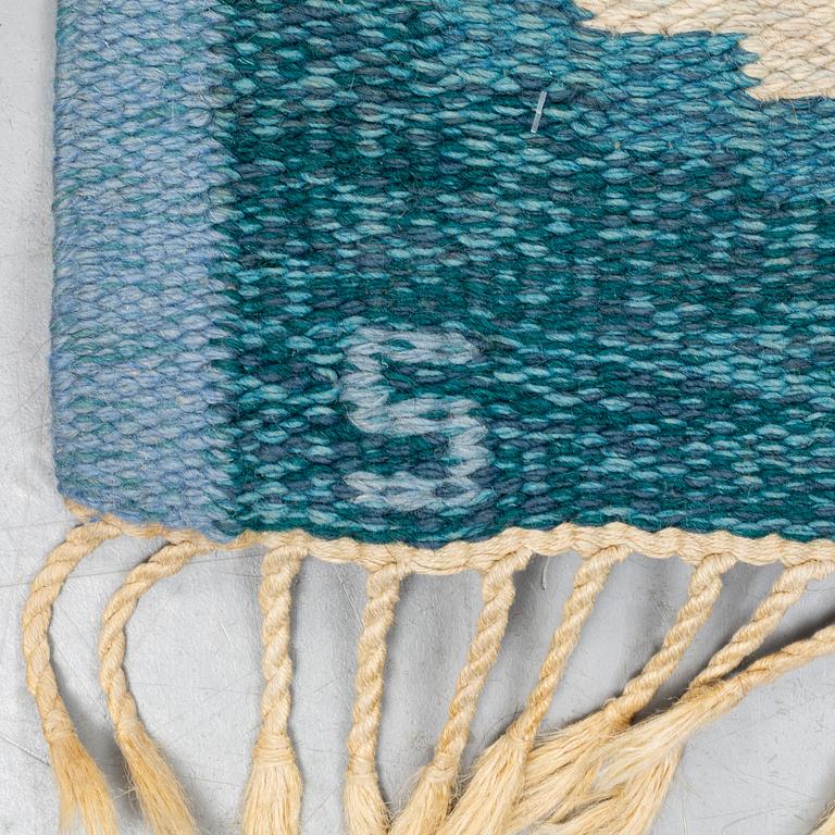 MATTA rölakan, signerad S, ca 236 x 155 cm.