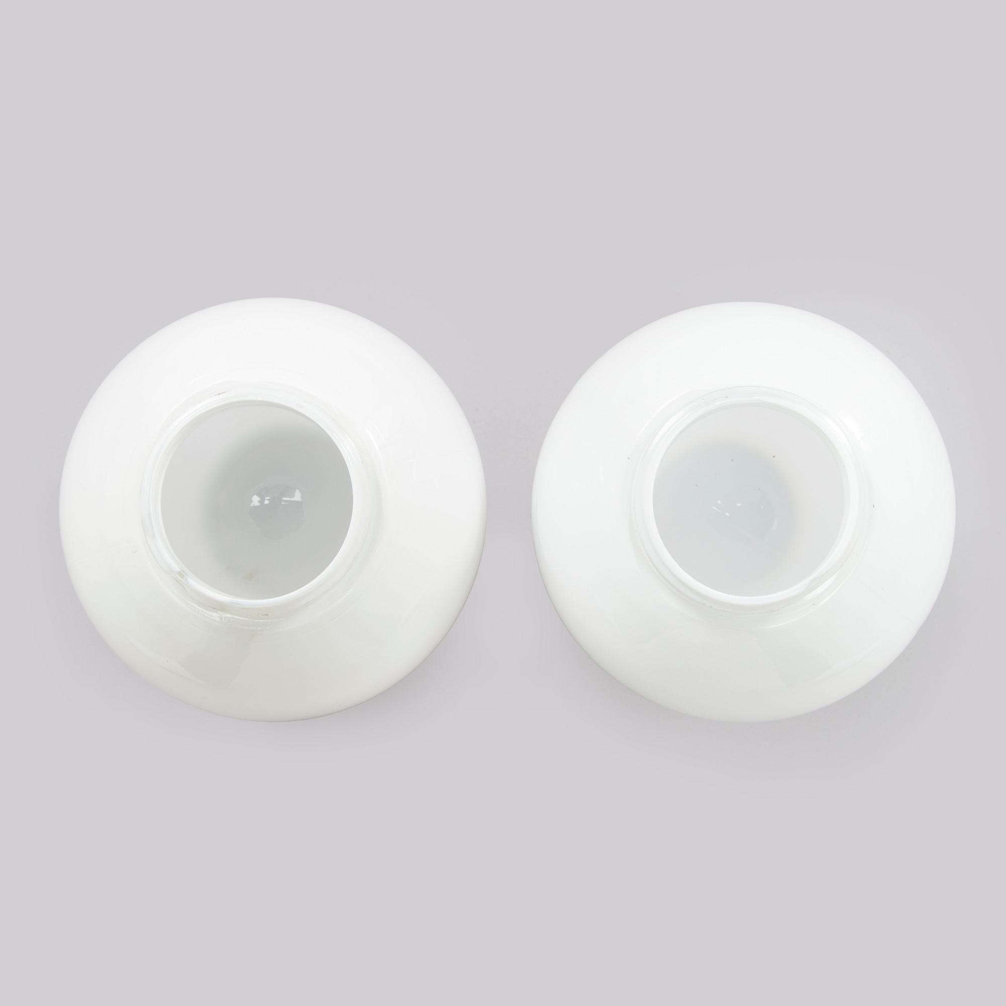Paavo Tynell, a pair of 1930s wall light, model 2602 Taito, 1930s.