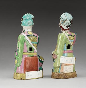 A set of two famille rose figures, Qing dynasty, ca 1800.