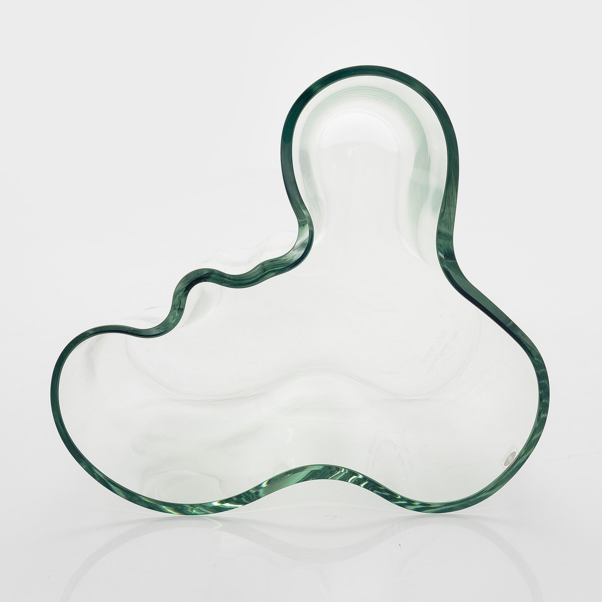 Alvar Aalto, A '3030' vase signed, Alvar Aalto 100 Iittala 1998.