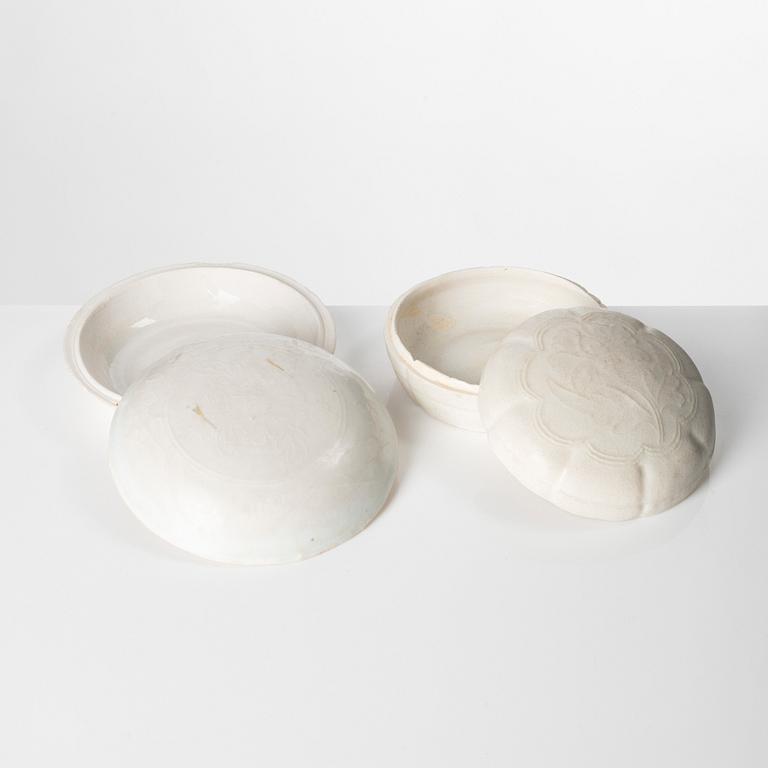 Two qingbai boxes with covers, Song dynasty (960-1279).