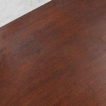 A Georgian style sideboard/buffet, England, circa 1900.