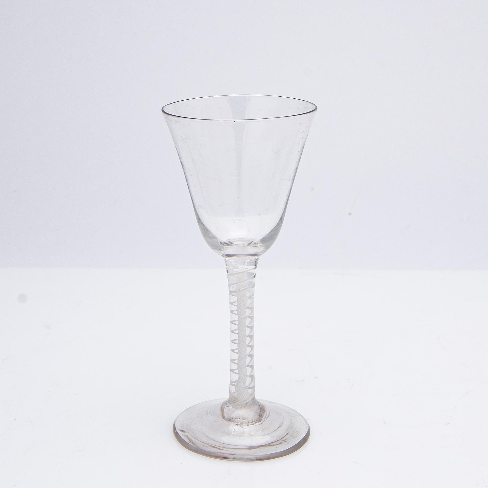 A set of glass, 13 pieces, 18th century.