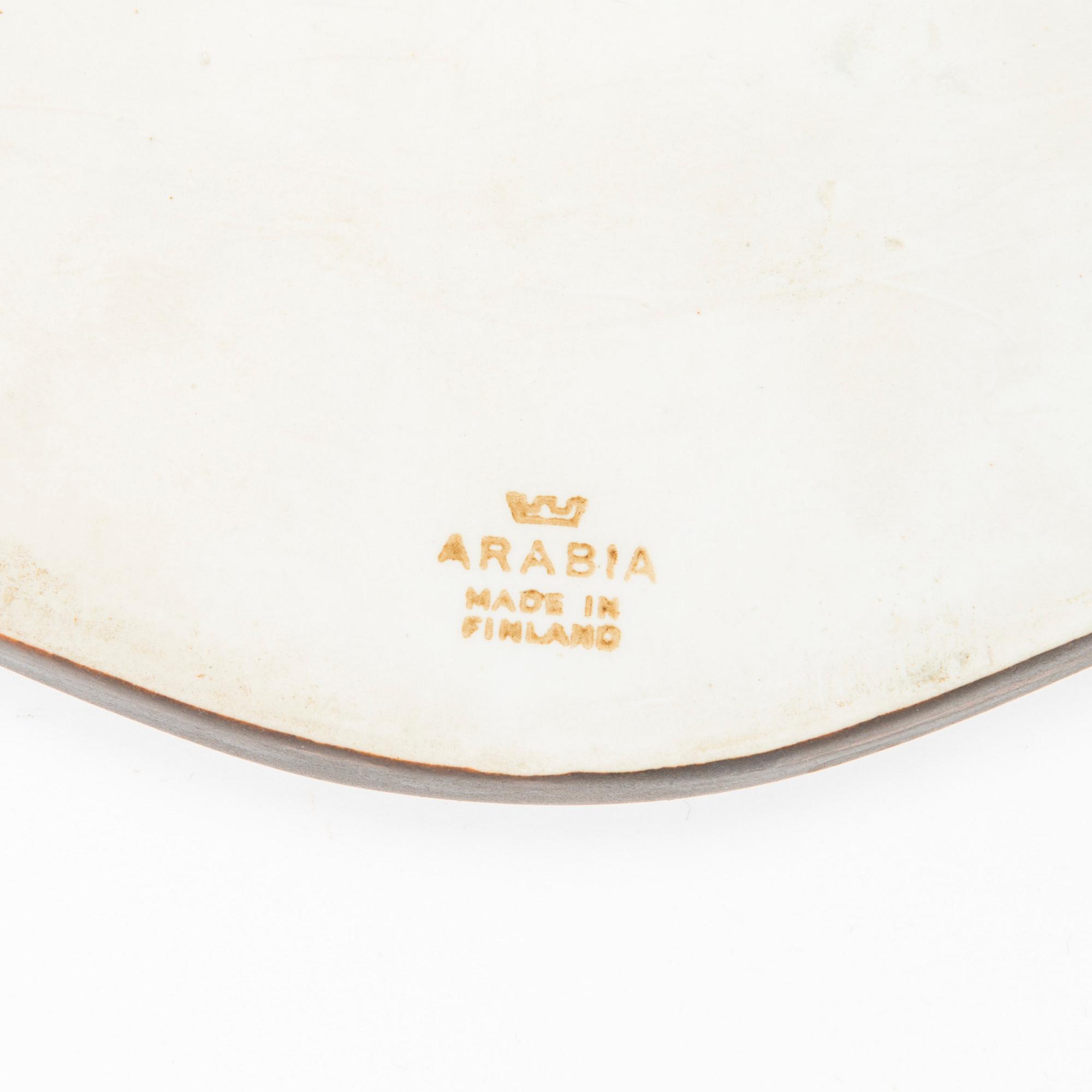 Annikki Hovisaari, relief, stengods, signerad AHovisaari Arabia.