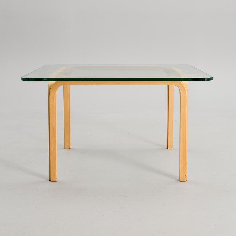 ALVAR AALTO, lasipöytä malli Y805A, Artek, 1900-luvun loppu.