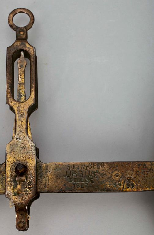 BALANSVÅG, mässing, märk, Ursus siedlce 1927. 5 Kg Nr. 6860.