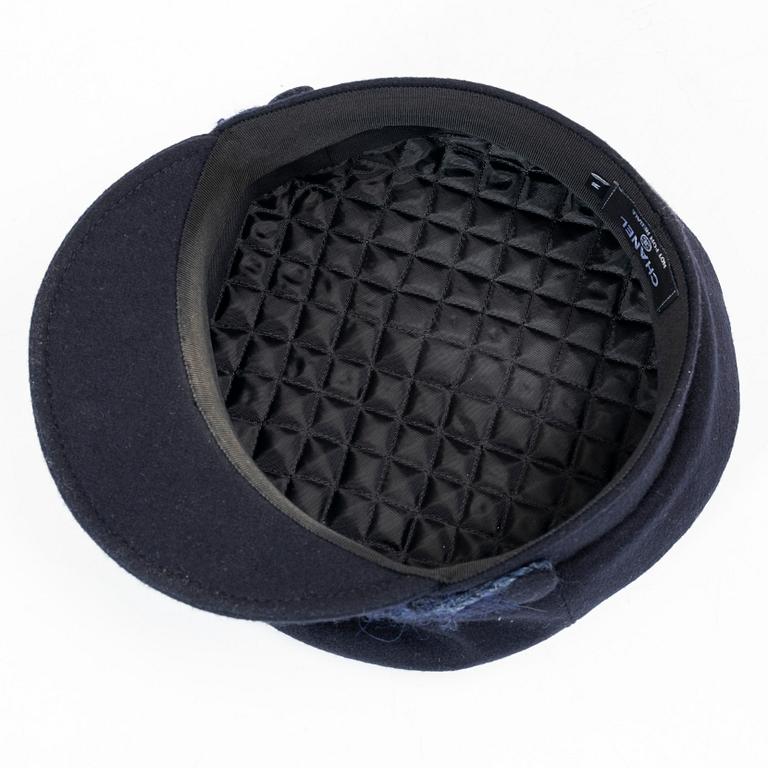 Chanel, vega cap/ship captain's cap, size M.