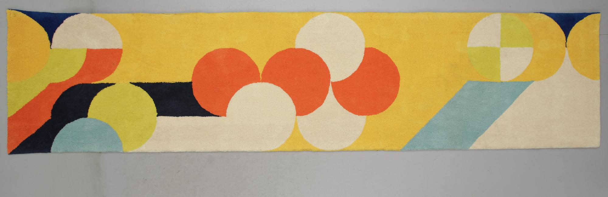 MATTA, tuftad, ca 504 x 118 cm.