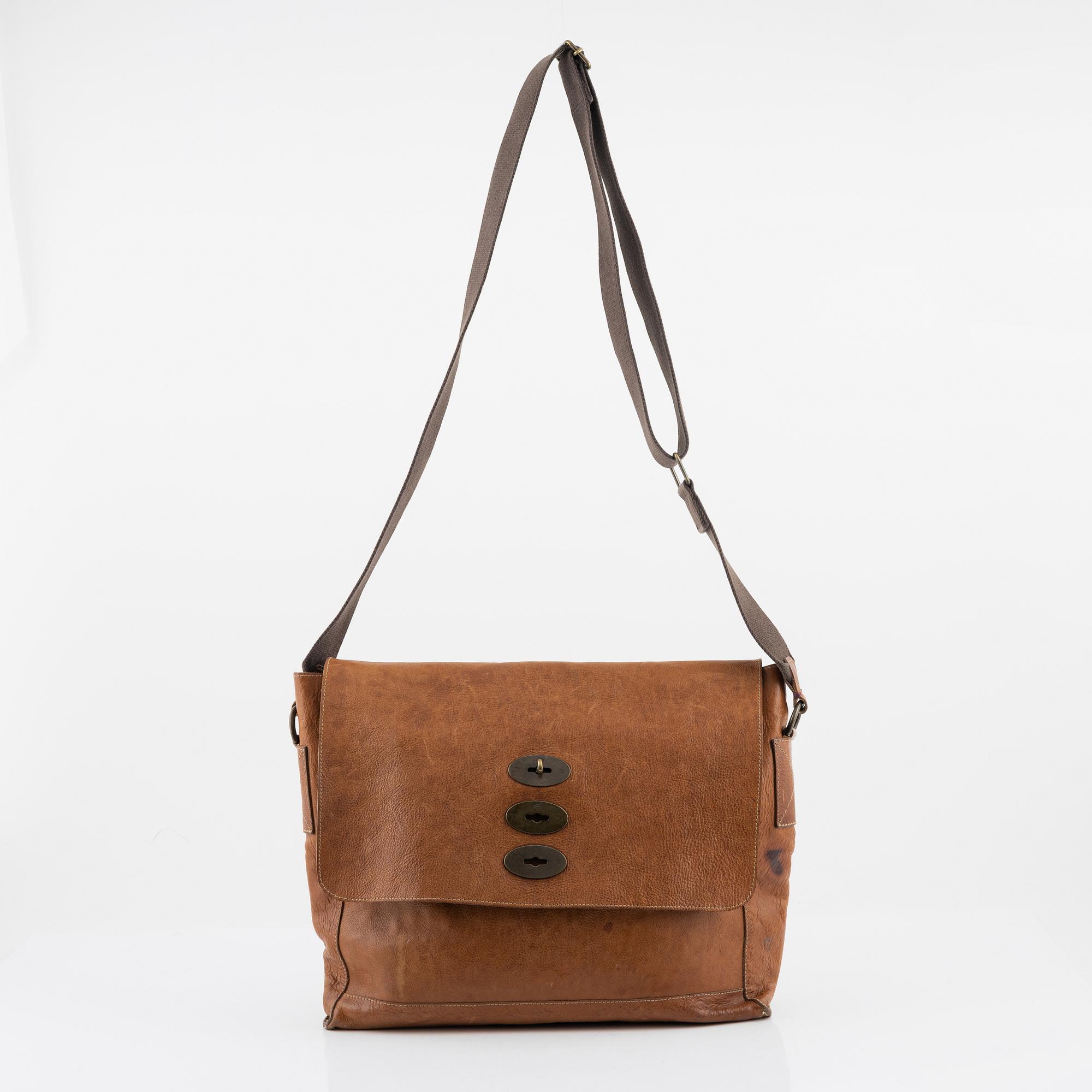 A Mulberry Anthony Messenger leather bag.