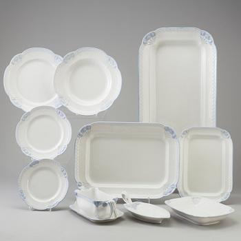 A RÖRSTRAND PORCELAIN ART NOUVEAU DINNER SERVICE, 53 pieces.