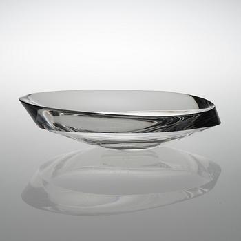 An art glass dish by Tapio Wirkkala, 3860. Iittala, mid 1950s.