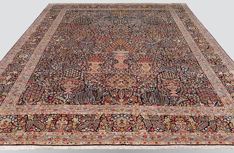 Matto, Kerman 420 x 298 cm.