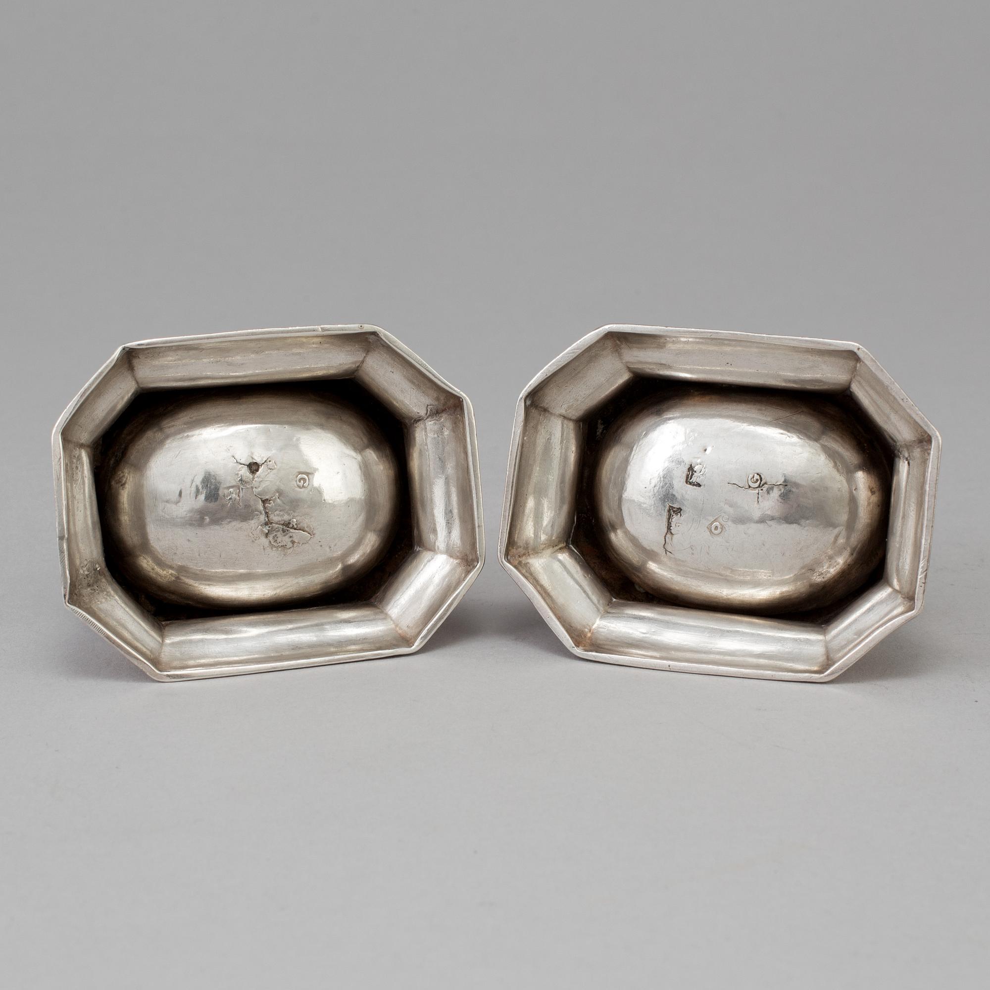 A pair of 18th century silver salt cellars, mark of Mary Rood, London 1722.