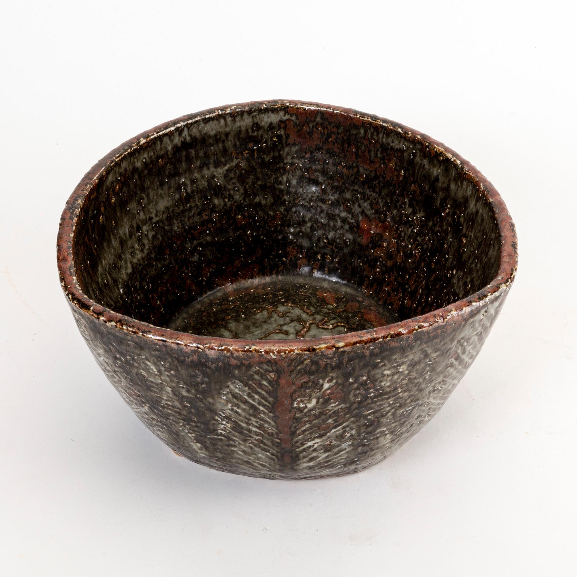 A signed Carl-Harry Stålhane unique stoneware bowl from Rörstrand.