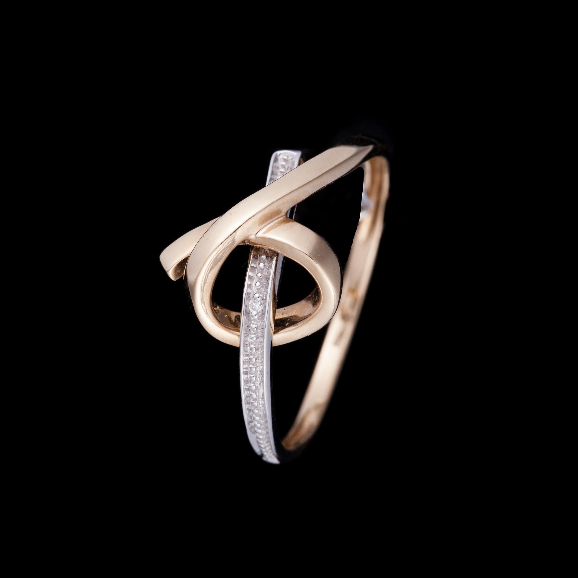 RING, 14K guld, diamant. Vikt ca 2,0 g.