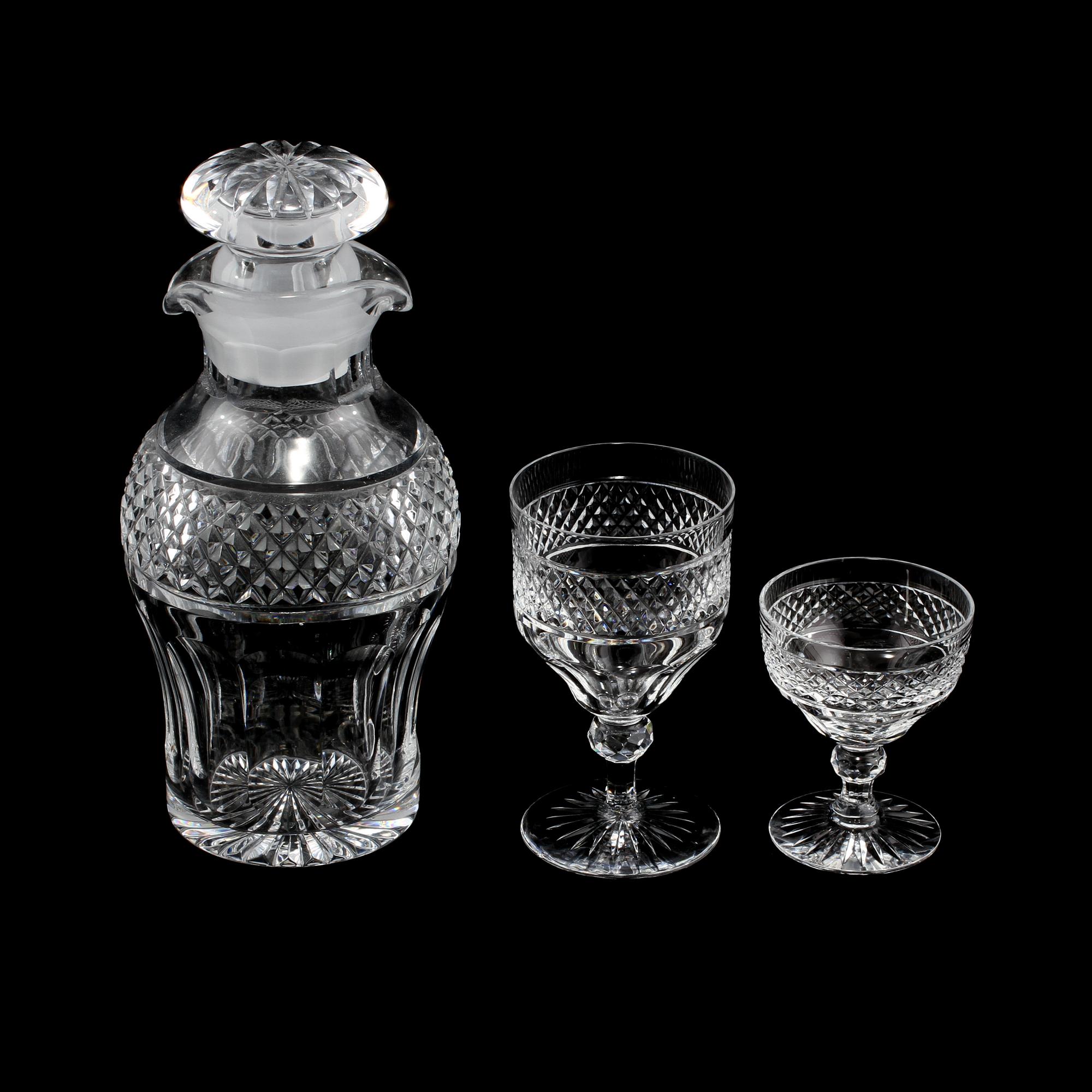 GLASSERVISDELAR, 23 st, omkring 1900-talets mitt.