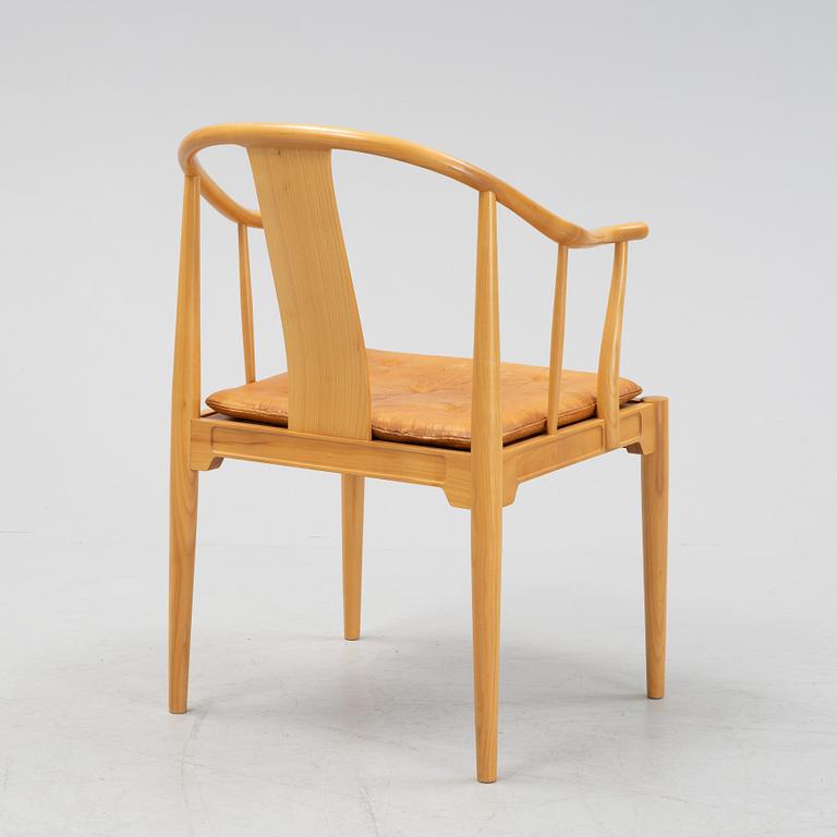 A cherrywood 'Chinachair'  by Hans J Wegner for Fritz Hansen, dated 1989.