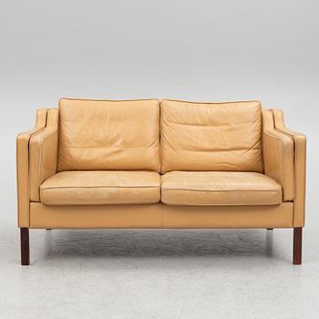 Børge Mogensen, a model '2212' sofa for Fredericia Stolefabrik, Denmark.